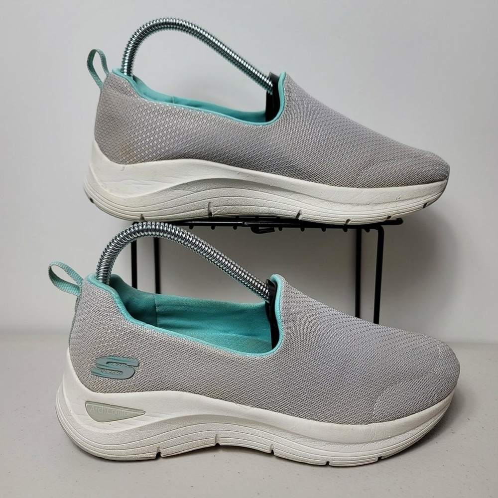 Skechers Shoes Womens Sz 7 Arch Comfort Slip On Athletic Sneaker Gray